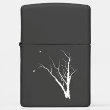 Herbstweiße Bäume schwarzer Hintergrund Zippo Lich