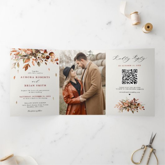 Herbstwochenende Rustikale Boho Hochzeit Dreifach Gefaltete Ankündigung (Innenseite)