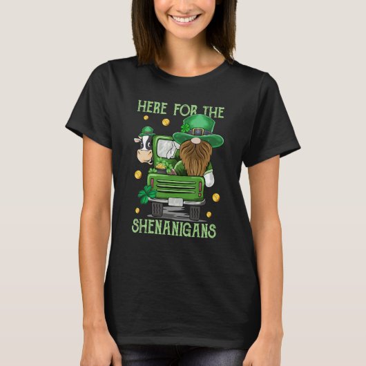 Here For The Shenanigans Gnome Cow Cattle for St P T-Shirt (Vorderseite)