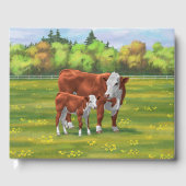 Hereford Cow & Niedlich Calf im Sommer Weide Gästebuch (Vorderseite)