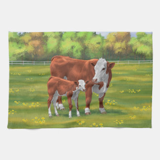 Hereford Cow & Niedlich Calf im Sommer Weide Geschirrtuch