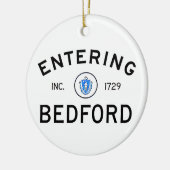 Hereinkommendes Bedford Keramikornament (Links)