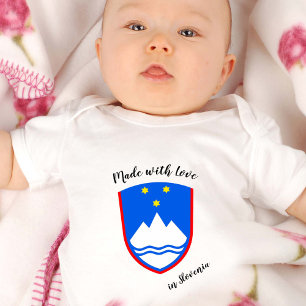 Hergestellt mit Liebe in Slowenien / slowenische F Baby Strampler