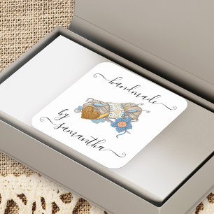 Hergestellt von Custom Name Garn-Häkelnadeln und K Quadratischer Aufkleber