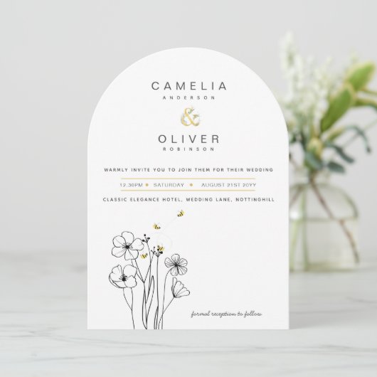 Heritage Bee Modern Botanical Wedding Einladung (Stehend Vorderseite)