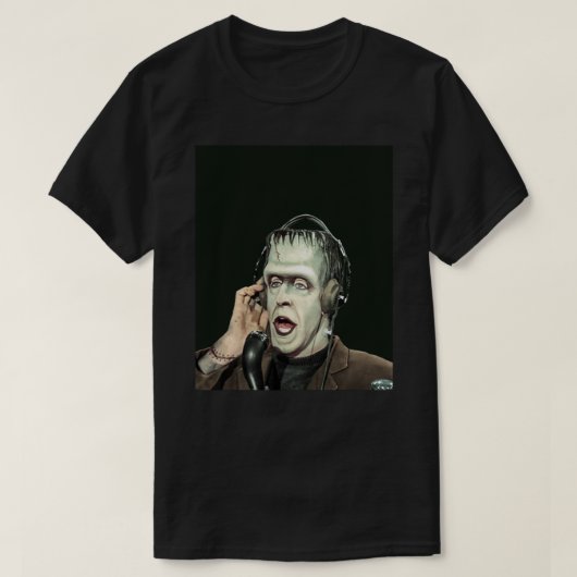 Herman Munster at the radio Graphic T-Shirt.png T-Shirt (Design vorne)