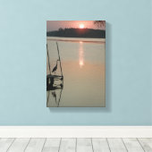 Heron grüßt die aufgehende Sonne auf dem Dock 8x11 Leinwanddruck (Insitu (Holzboden))