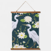 Herons White Lily Green Foliage Wasserlandschaft Wandteppich Mit Holzrahmen (Vorderseite)