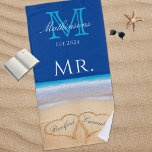 Herr Beach Wedding Hearts in Sand Family Monogram  Strandtuch<br><div class="desc">Hochzeitshöre in Sand Family Monogram,  Groom's Mr. Beach Handtuch.</div>