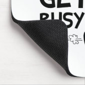 Herr Busy | Lasst uns schwarzen Text besetzen Mousepad (Ecke)