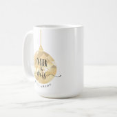 Herr & Frau | Elegant Shimmering Gold Newlyweds Kaffeetasse (Vorderseite Links)