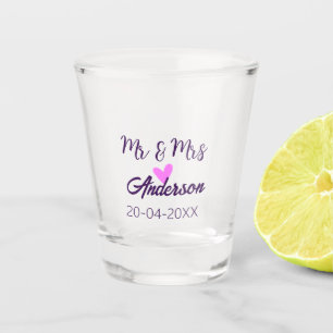 Herr & Frau fügen Familienname Datum Jahr Hochzeit Schnapsglas