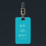 Herr & Frau in Aqua | Gepäckanhänger<br><div class="desc">Reisen Sie stilvoll mit einem individuellen Design Gepäckanhänger! Moderne und stilvolle Tags tragen Ihr Gepäck auf und machen es einfach, Ihr Gepäck schnell in der Gepäckausgabe zu identifizieren. Personalisieren Sie dieses Element, indem Sie Ihren Namen und Ihre Kontaktdaten hinzufügen. Anpassen Sie die Hintergrundfarbe einfach an einen Schatten Ihrer Wahl! Die...</div>