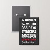 Herr & Frau Time 1st Wedding Anniversary Button (Vorderseite/Rückseite)