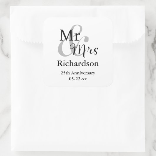 Herr & Frau Wedding Anniversary Name & Date Quadratischer Aufkleber (Tasche)