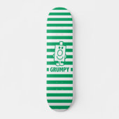 Herr Grumpy | Mischegrube und grüne Streifen Skateboard (Vorne)
