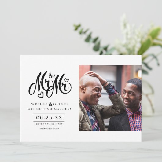 Herr & Mr. Script - Save the Date mit Foto (Stehend Vorderseite)