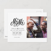 Herr & Mr. Script - Save the Date mit Foto Postkarte (Vorne/Hinten)