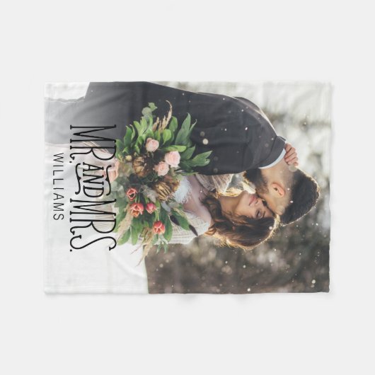 Herr & Mrs. Mit Monogramm Foto Fleecedecke (Vorderseite (Horizontal))