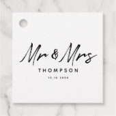 Herr & Mrs. Modern Schwarz-weiß Script Wedding Geschenkanhänger (Vorderseite)