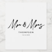 Herr & Mrs. Modern Schwarz-weiß Script Wedding Weinetikett (Einzelnes Label)
