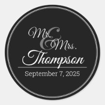 Herr & Mrs. Wedding Celebration Date Classic Round