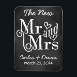 "Herr und Frau." Chalkboard Wedding Souvenier Magn Magnet<br><div class="desc">Dieser bezaubernde,  schicke Gastgeschenk Hochzeit-Magnet ist eine trendige Möglichkeit für Ihre Gäste,  sich an Ihren besonderen Hochzeitstag zu erinnern. Passen Sie diesen modernen Hochzeitsmagneten im Stil der Chalkboard-Typografie einfach an,  indem Sie die angegebene Vorlage verwenden,  um Namen und Datum zu ändern. Dieser Schwarz-Weiß-Chalkboard-Stil ergänzt die meisten Kalkboard-Typografie-Einladungen zur Hochzeit.</div>