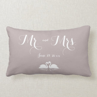 Herr und Frau Elegant Gray Wedding Pillows Swans Lendenkissen