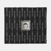 Herr und Frau Name Monogramm Schwarz Weiß Fleecedecke (Vorderseite (Horizontal))