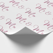 Herr und Frau Script Burgund Geschenkpapier (Ecke)