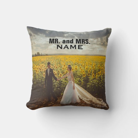 Herr und Frau Throw Pillow Kissen (Vorderseite)