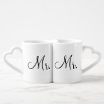 Herr und Herr Lovers' Mug Set Liebestassen<br><div class="desc">Herr und Frau Lovers' Mug Set mit Herrn geschrieben in schwarzes Skript auf die Front beider Tassen.</div>