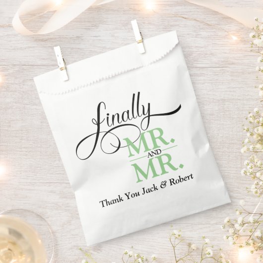 Herr und Herr Wedding Reception Paper Plate Geschenktütchen (Ausgeschnitten)