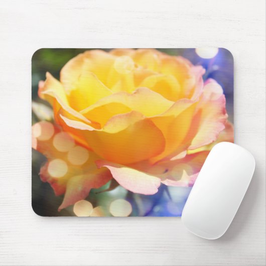 Herrliche gelbe Rosenrose Blume. Blumenfotografie. Mousepad (Mit Mouse)