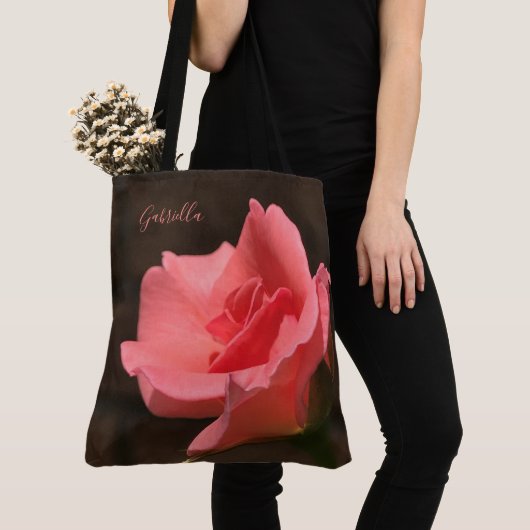 Herrliche rosa Rose, personifizieren mit Namen Tasche (Von Nahem)