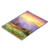 Herrlicher Sonnenuntergang in der Berglandschaft Notizblock (Linke Seite)