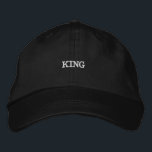 Herrschen Sie die Straßen mit diesem KING bedruckt Bestickte Baseballkappe<br><div class="desc">Rule in Style - Die individuell bedruckte Kappe des KING in schwarzem Schwarz bietet eine fett und verstellbare Passform für jeden Look.</div>
