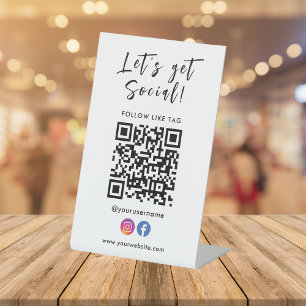 Herstellen einer Verbindung mit dem QR-Code Facebo Sockelschild
