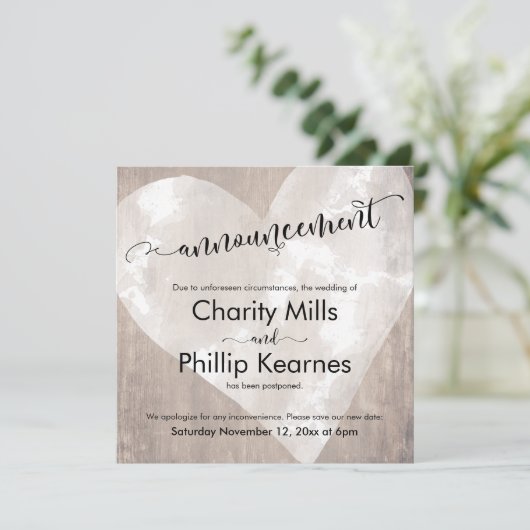 Herz auf Holz verschoben Hochzeit Ankündigung (Stehend Vorderseite)