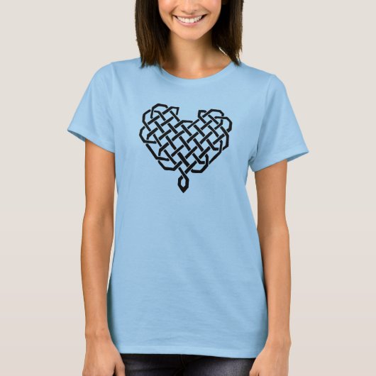 Herz der keltischen Knüpfarbeit T-Shirt (Vorderseite)