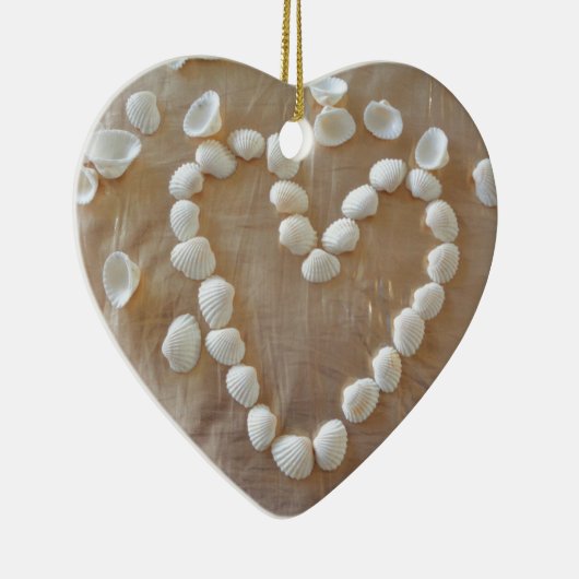 Herz der weißen Muscheln, Liebe des Sommers Beach Keramik Ornament (Rechts)