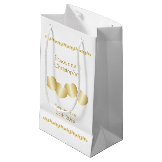 Herz Design Gold farbige Hochzeit Kleine Geschenktüte (Vorderseite Schrägansicht)