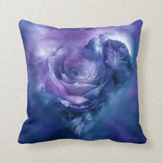 Herz eines Rose-Lavendel blauen Kissen