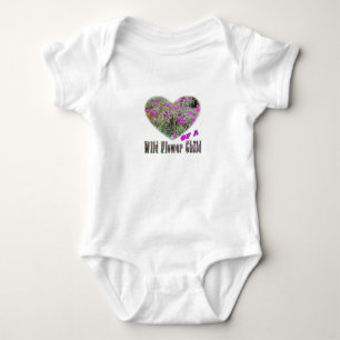 Herz eines Wildkind der Blume Baby Strampler