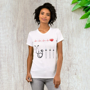 Herz-EKG-Monitor mit Stethoskop und Spritzen T-Shirt