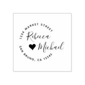 Herz & Elegante Round Text Wedding Rücksendeadress Gummistempel (Prägung)