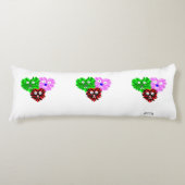 Herz Fuzzies Körperkissen (Vorderseite)