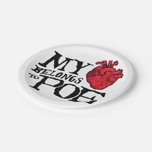 Herz gehört Poe-PapierTeller Pappteller (Schrägansicht)