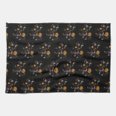 Herz gestapelt Halloween Pattern Schwarzes Hallowe Geschirrtuch (Horizontal)