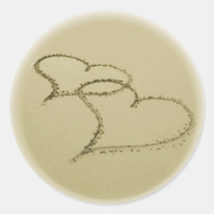 Herz im Sand Runder Aufkleber
